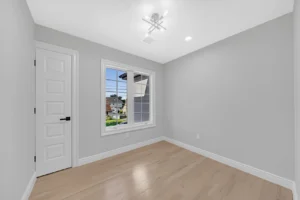 2056-baylis-ave-elmont-ny-Studyroom