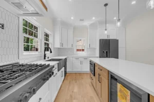 827-catalpa-dr-franklin-square-ny-kitchen