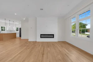 827-catalpa-dr-franklin-square-ny-living-room-interior