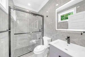 home-440-parkway-dr-elmont-ny-bathroom-2