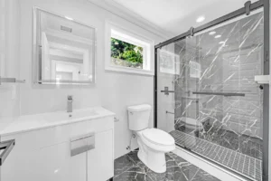 home-440-parkway-dr-elmont-ny-bathroom-3